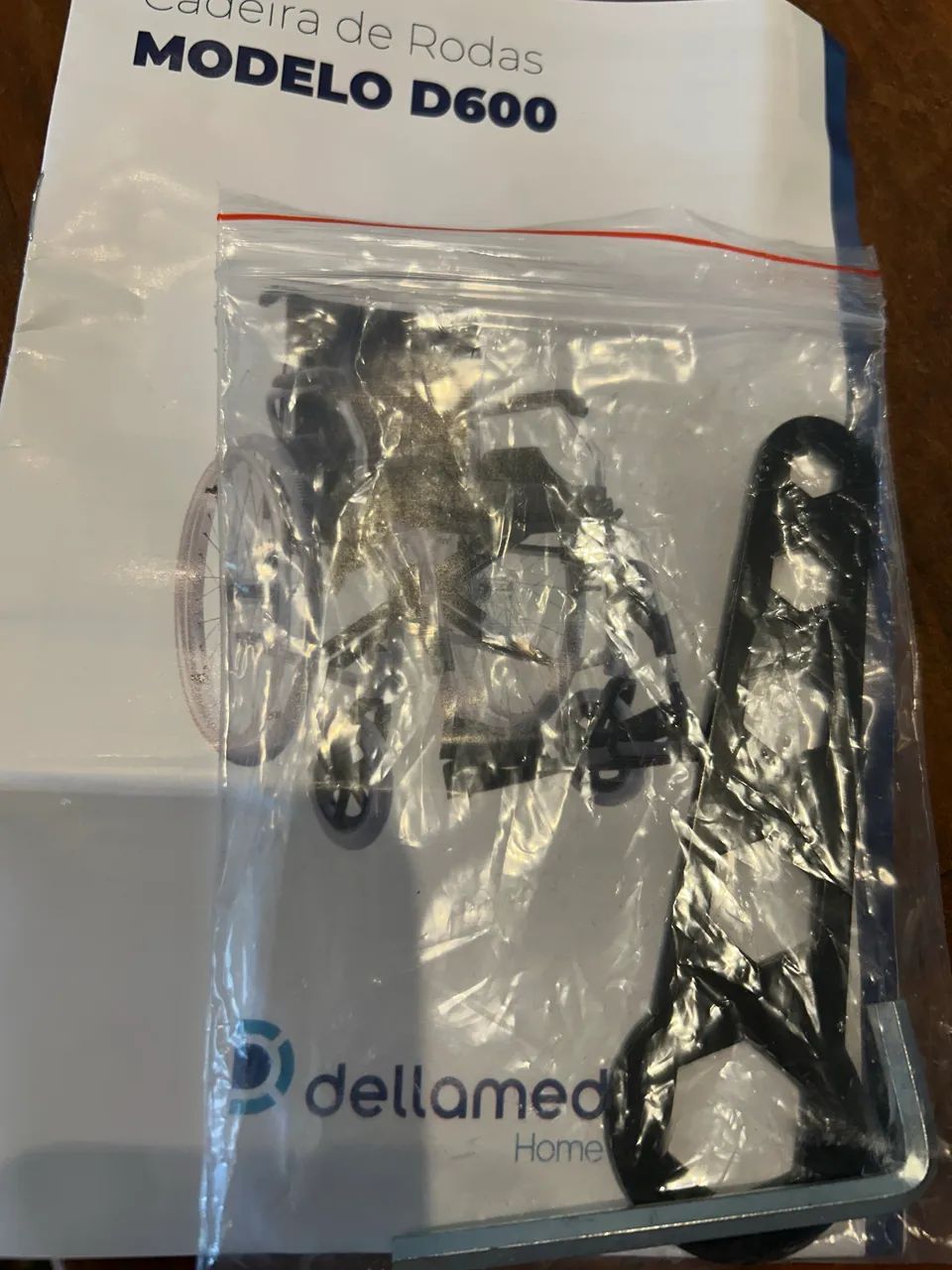 Cadeira de Rodas DELLAMED Modelo D600