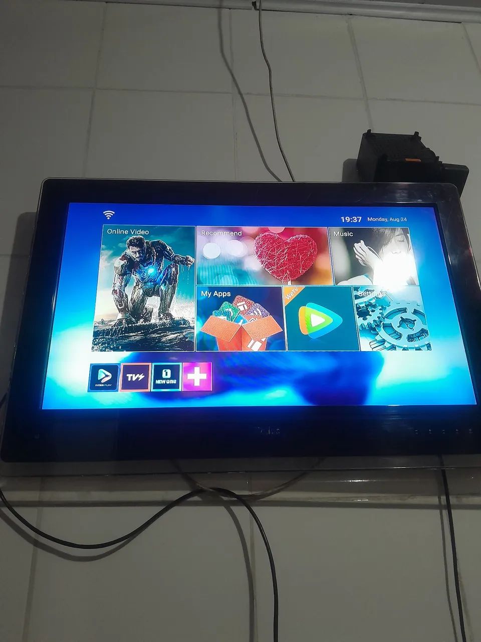 Vendo esta TV philco32 polesgadas - Foto 3