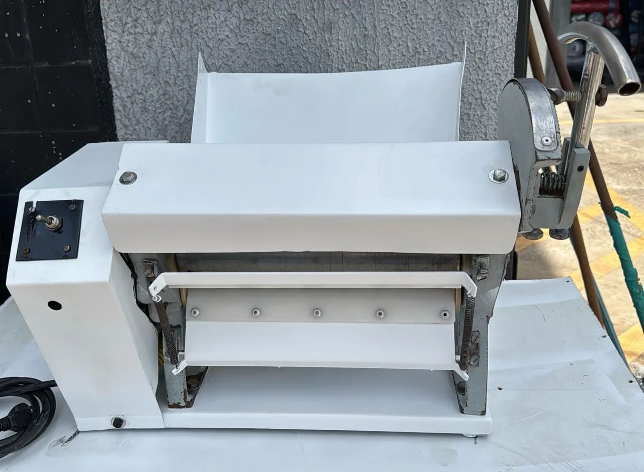 Cilindro abridor de massa 30 CM 