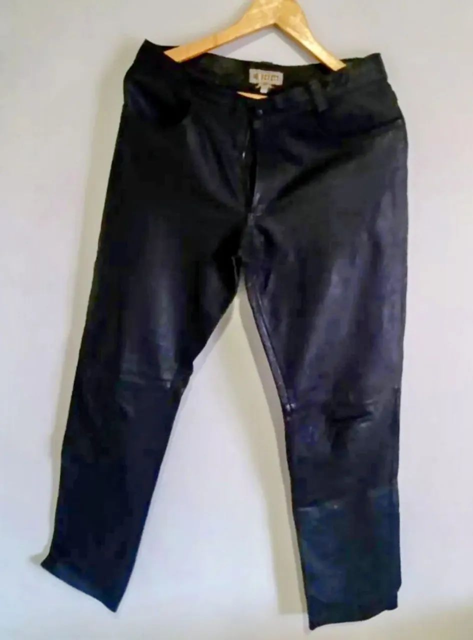 Calça de couro (feminina)