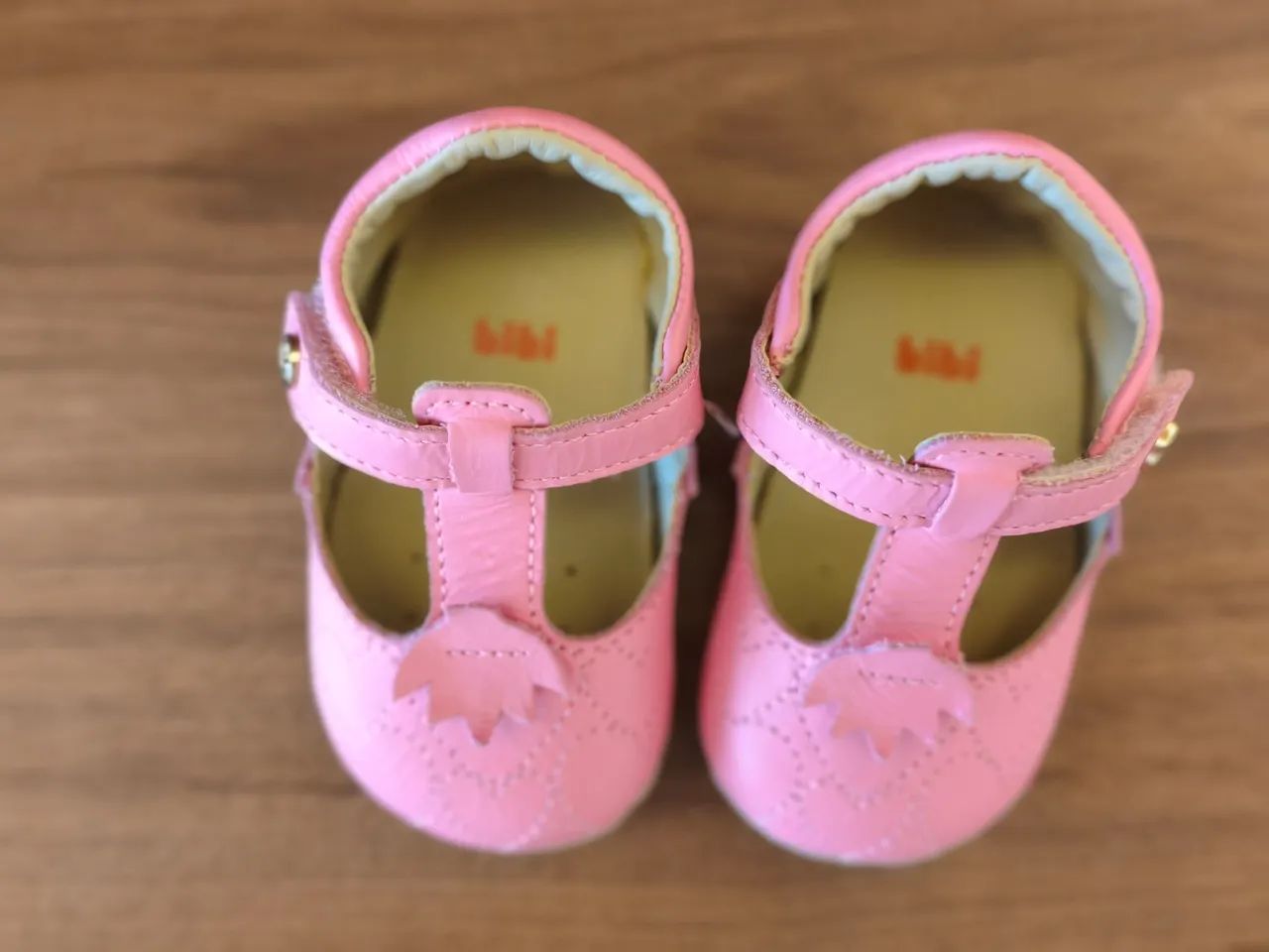 Sapato infantil da marca Bibi - Foto 4