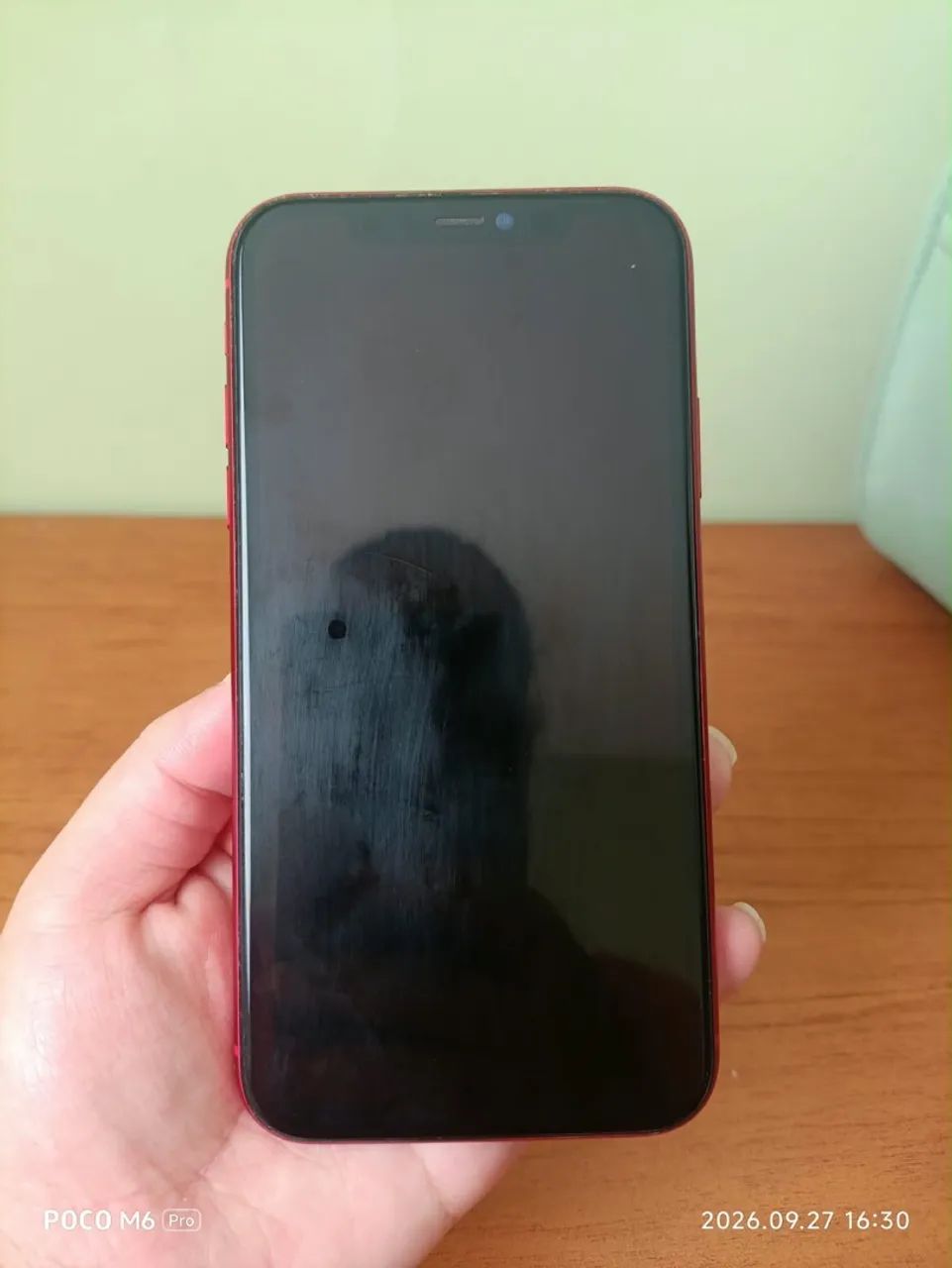 Vendo IPhone 11 Vermelho - Foto 3