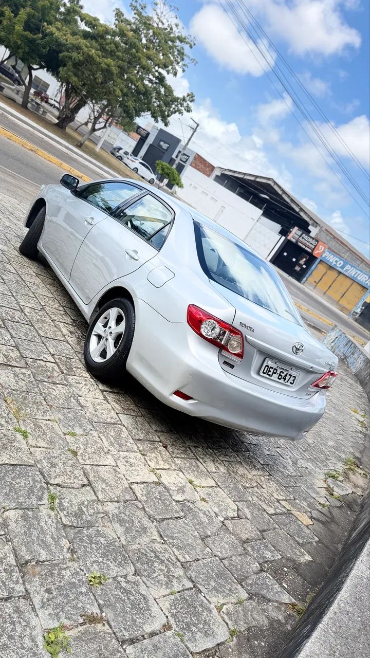 Toyota Corolla XEI 2.0 Flex 16V Aut. 2014 - Foto 2