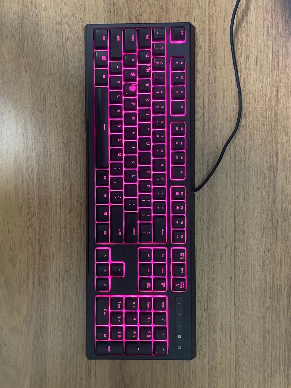 Teclado Razer Ornata Chroma 