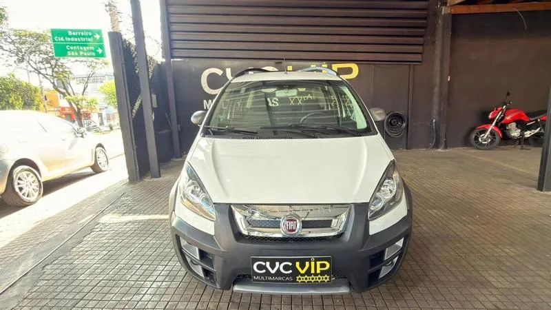 Fiat Idea Adv./ Adv.lock.dualogic 1.8 Flex 5P 2013 - Foto 2