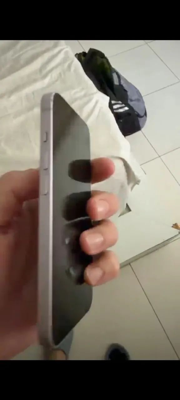 vendo celular iPhone 14 - Foto 5