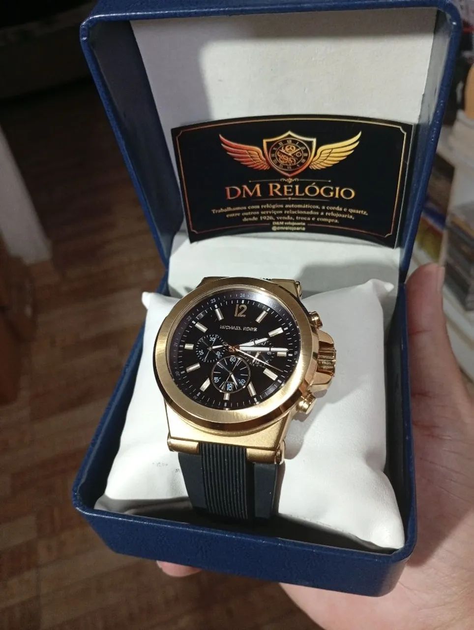 Vende-se Relógio MICHAEL KORS - Foto 2