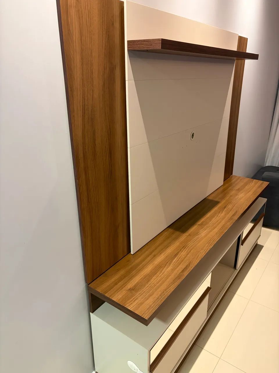 Painel de televisão com rack - Foto 3
