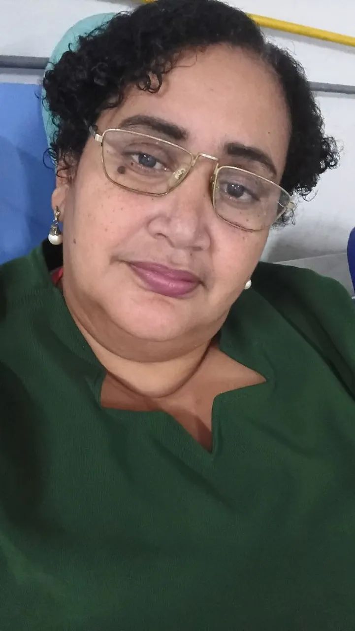 Sou cuidadora  estou disponível  pra plantão 