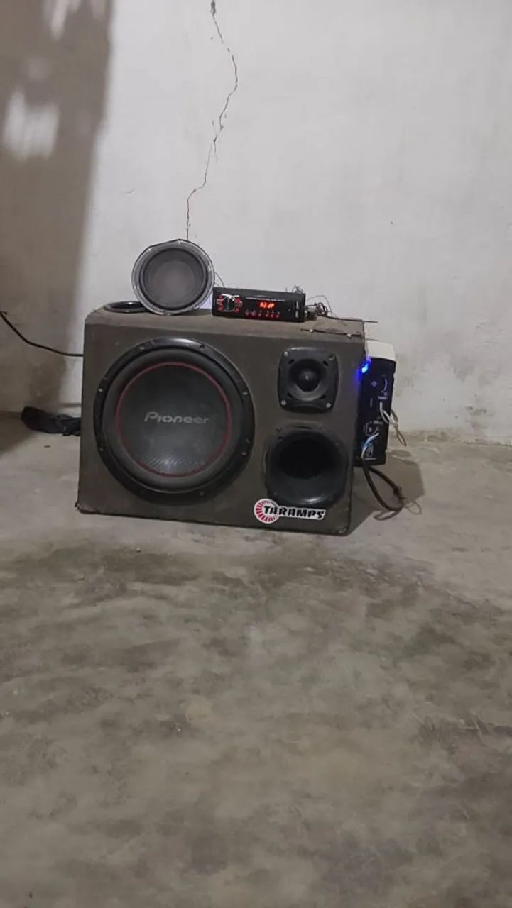 Caixa trio a venda 