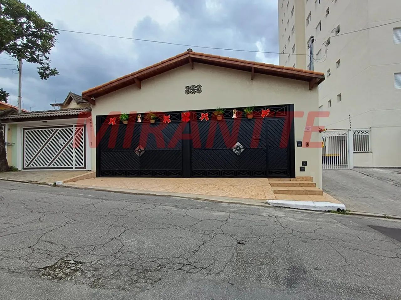 Casa terrea de 250m² com 3 quartos em Vila São Judas Tadeu