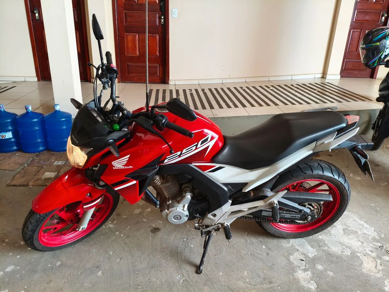 CB Twister 250cc - Foto 2