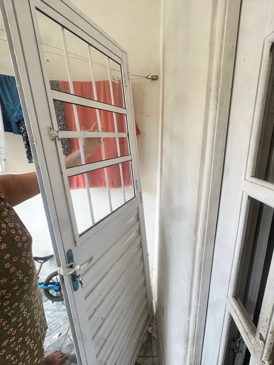 Porta alumínio de 80cm - Foto 2