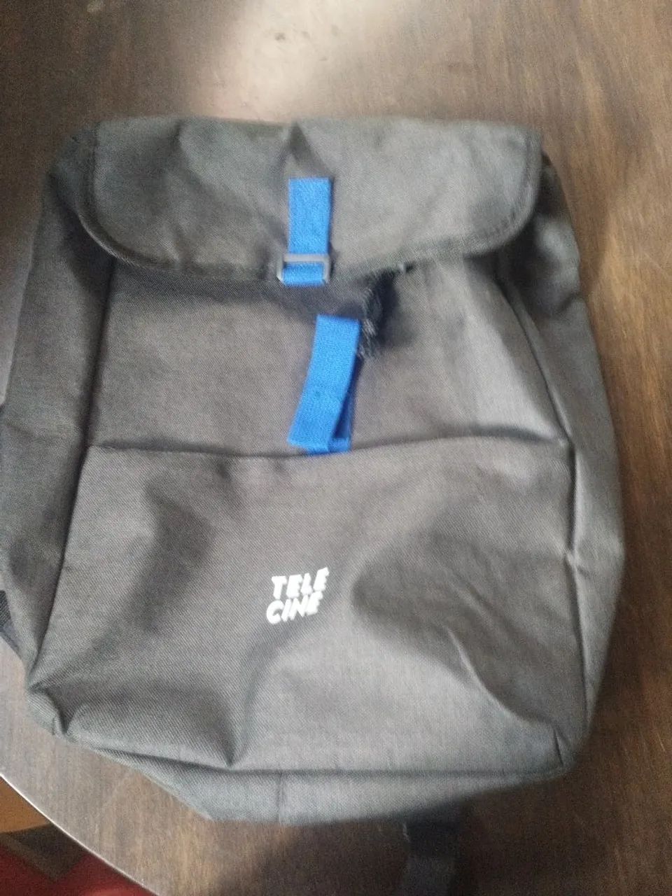 Vendo mochila pra notebook e dia a dia tá nova