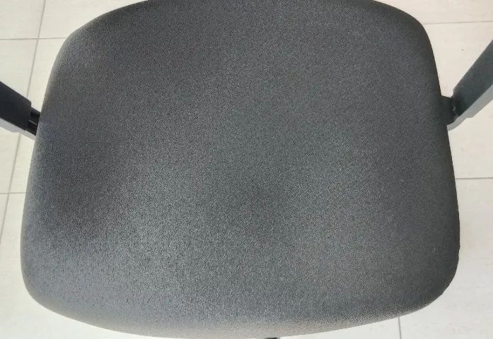 Cadeira de escritório ergonômica tipo presidente - Foto 3
