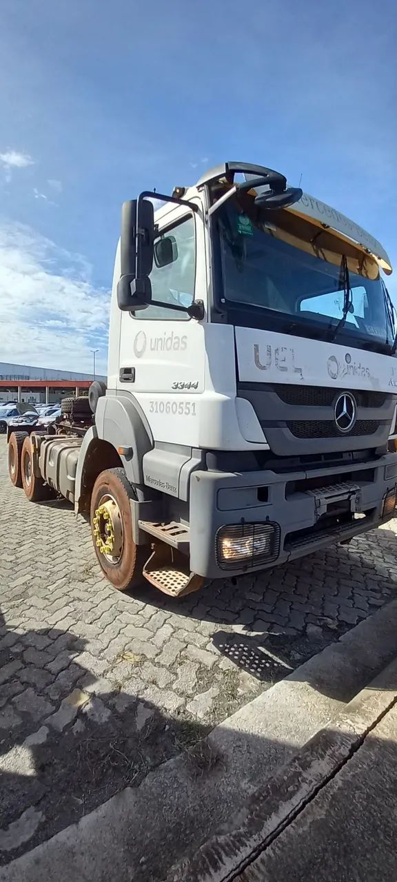 Cavalo mecânico 6X4 Axor 3344  ano 2019 BAIXO KM - Foto 3