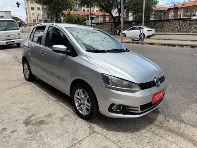 Volkswagen Fox TRENDLINE 1.0 FLEX 8V 5P 2015