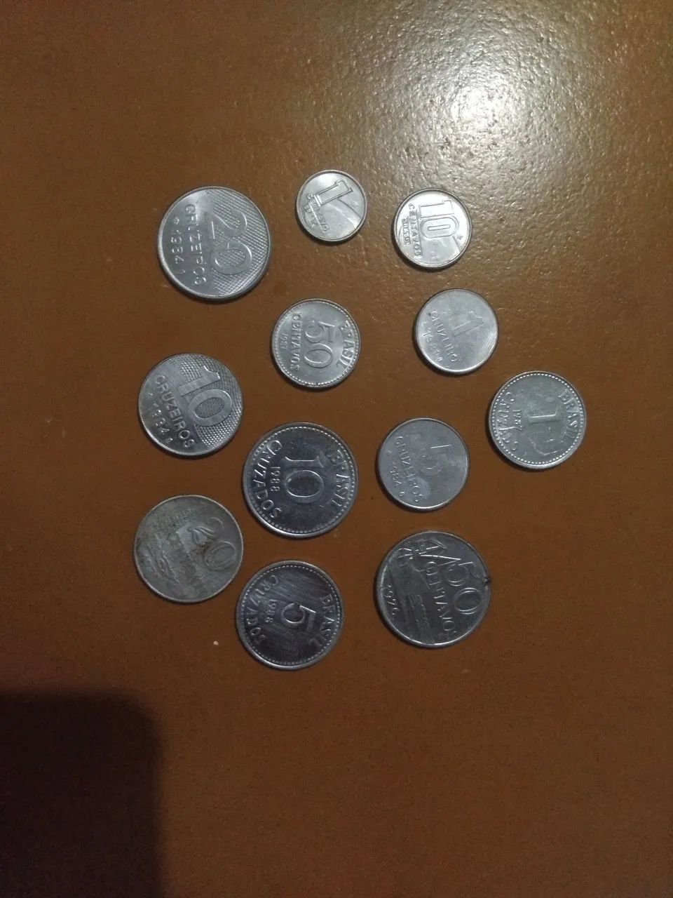 moedas antigas em bom estado  - Foto 4