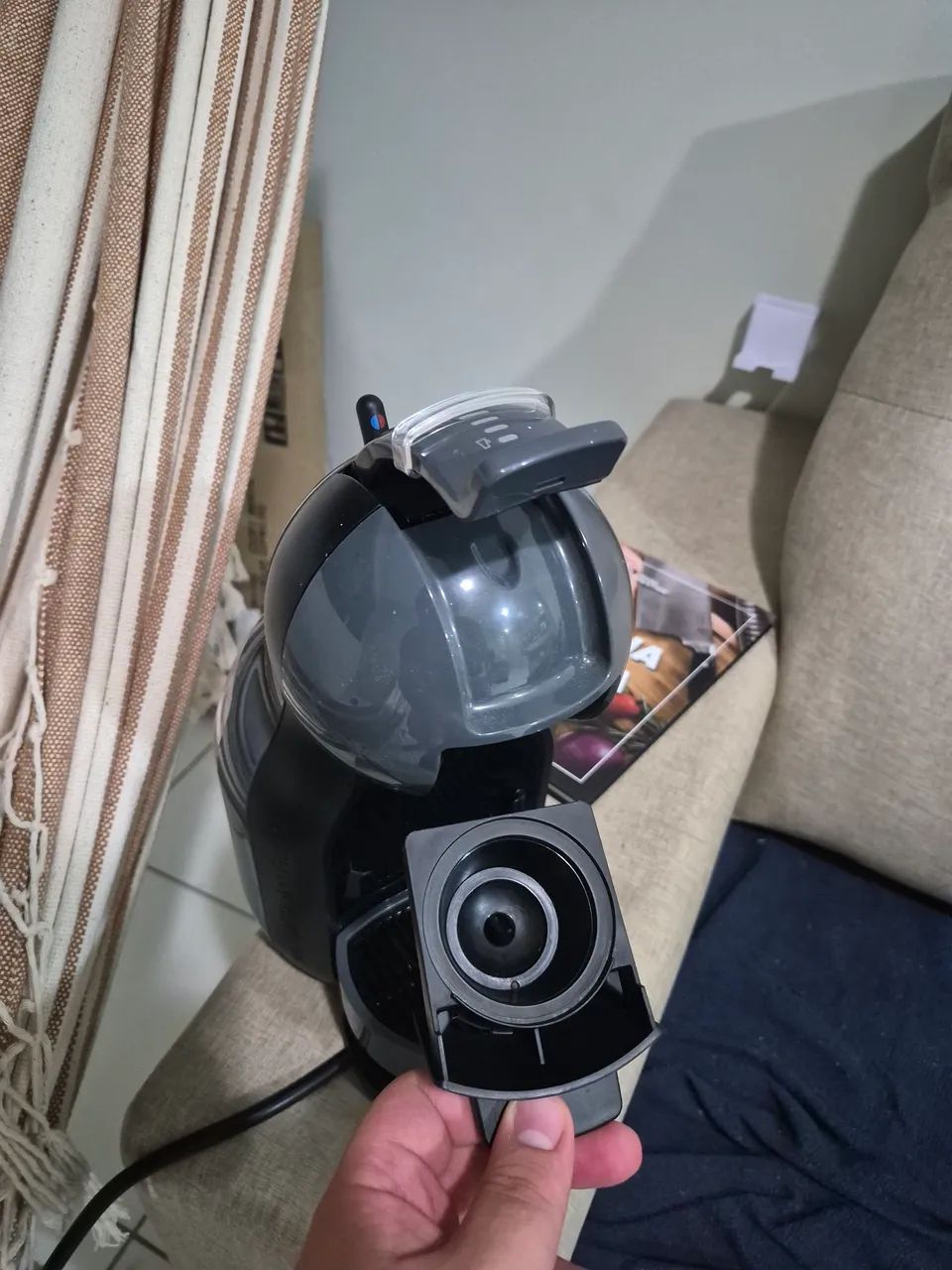 Cafeteira Dolce Gusto novíssima 110v - Foto 2