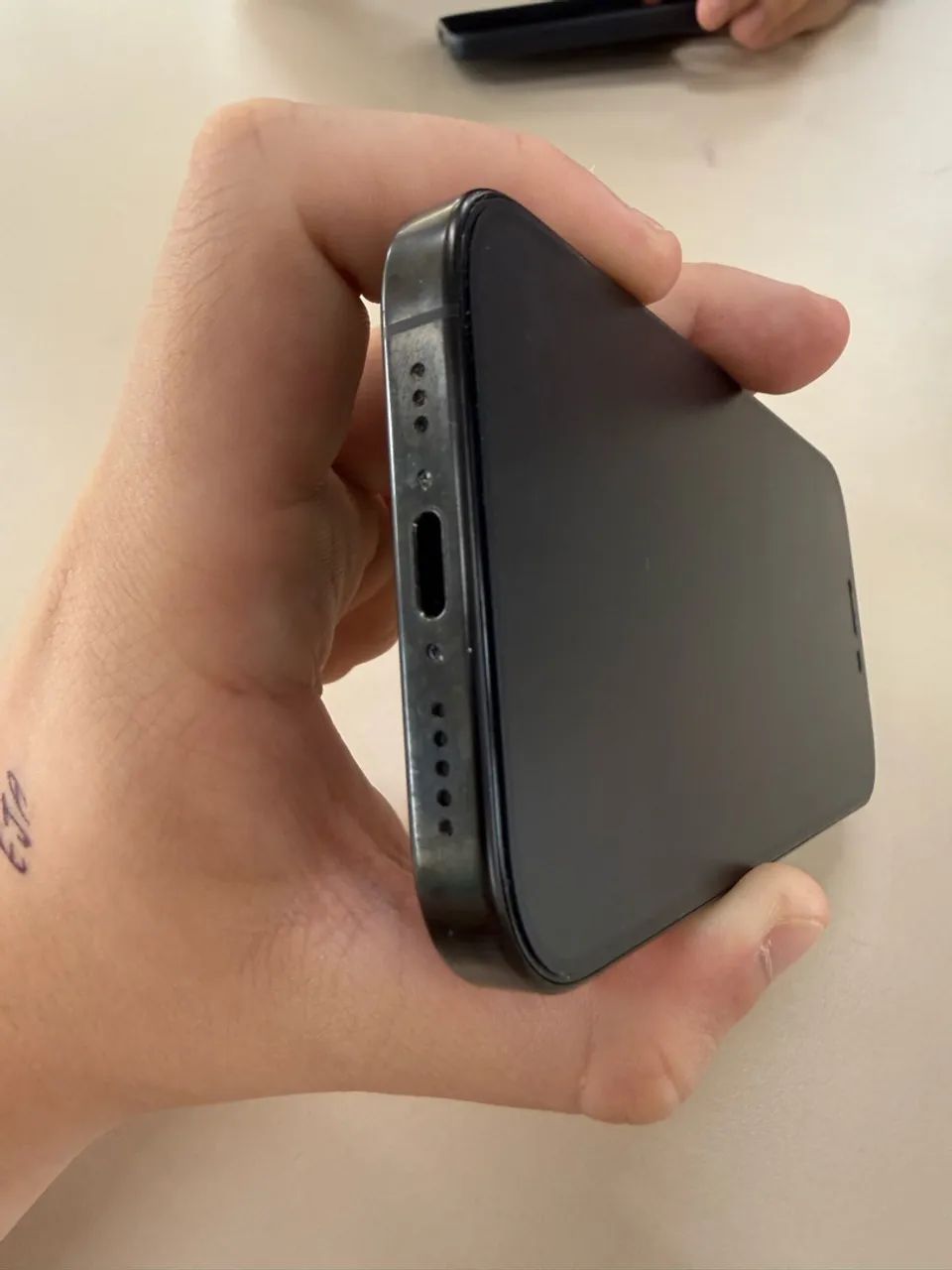 iPhone 16 pro 128gb - Foto 3
