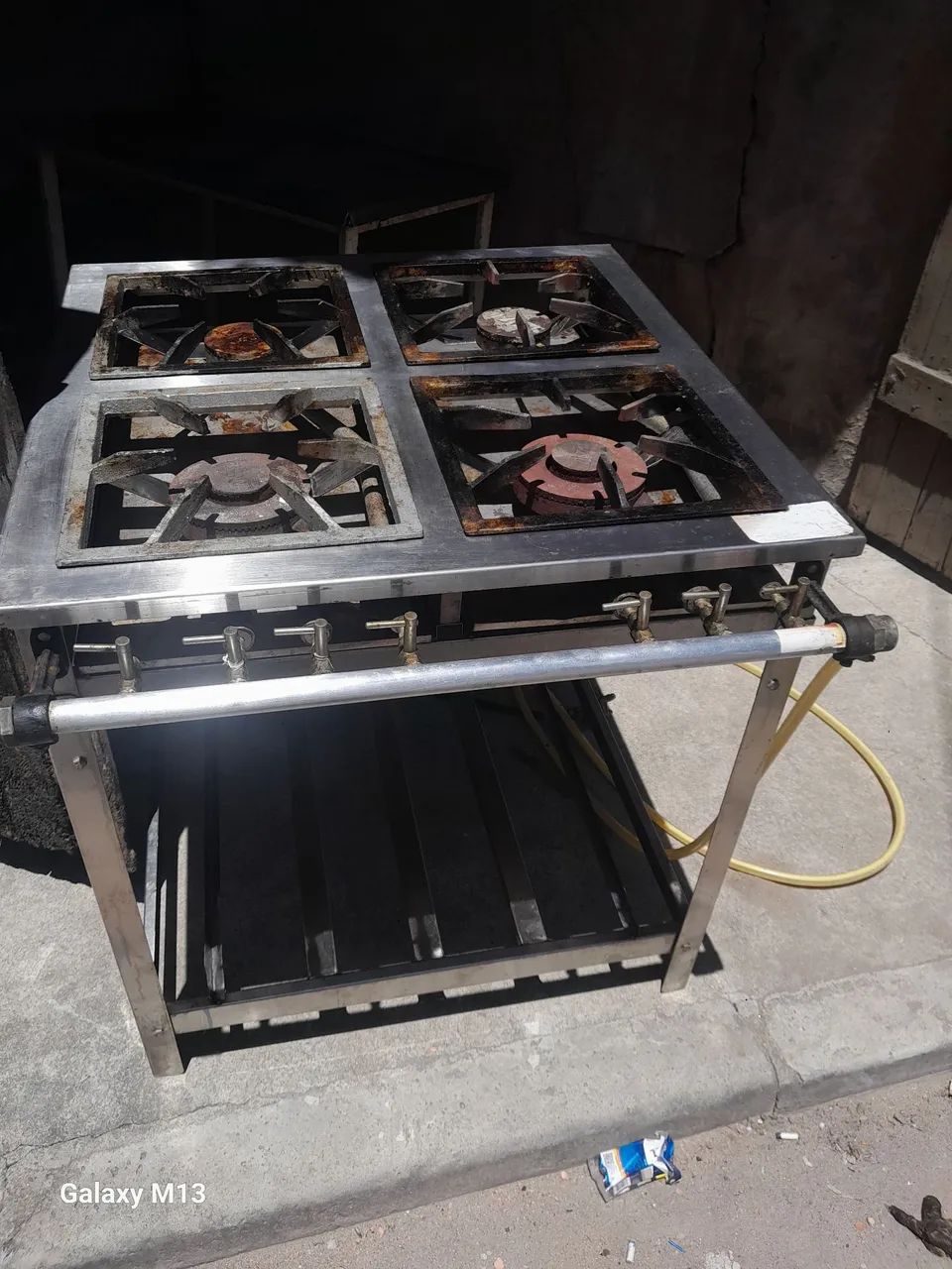 Fogão 4 bocas industrial 