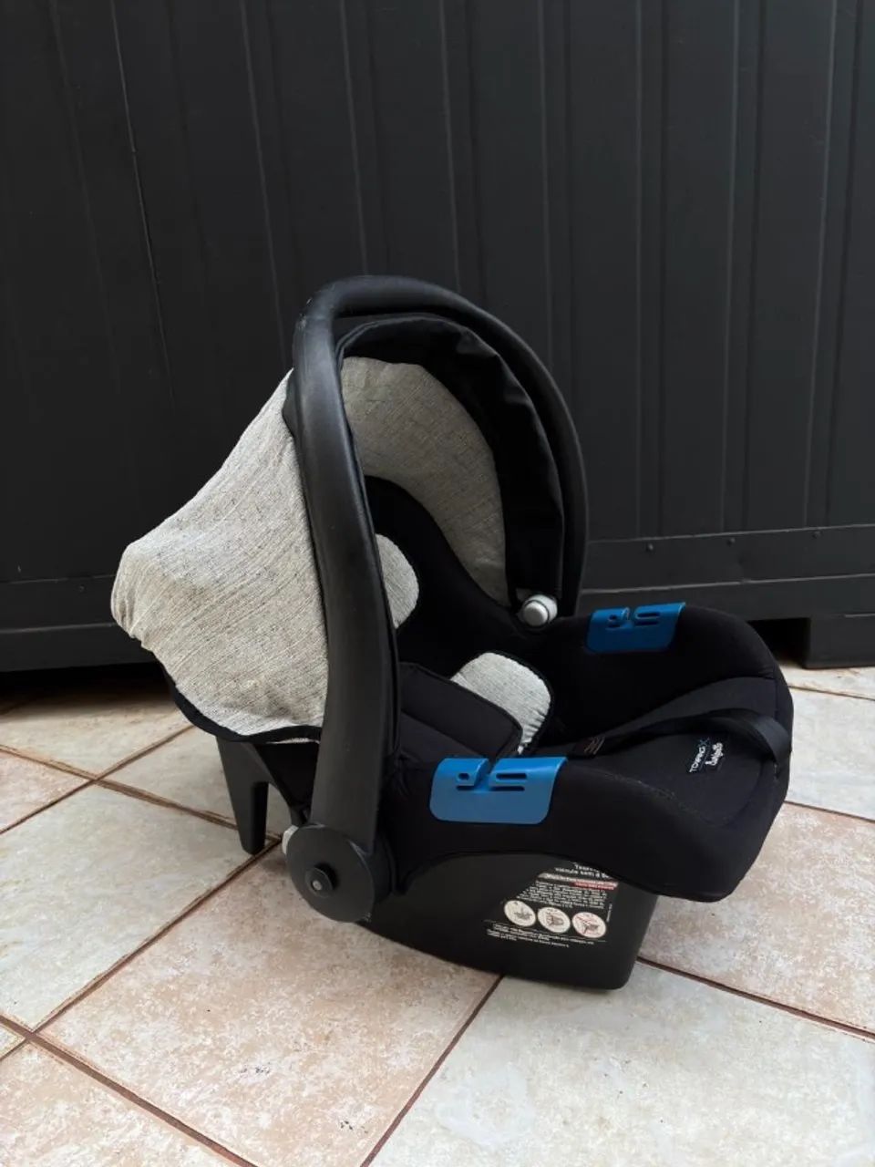 Bebê conforto burigotto touring 