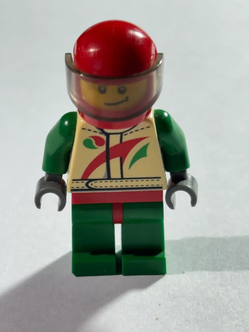 Lego minifigure Piloto Octan 