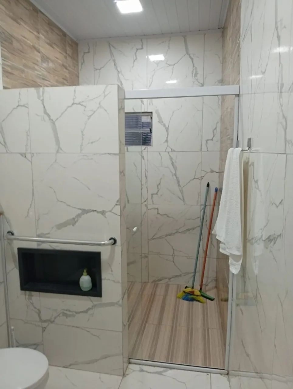 casa com  ponto comercial recem- construida, nova em fase de acabameto,, - Foto 2