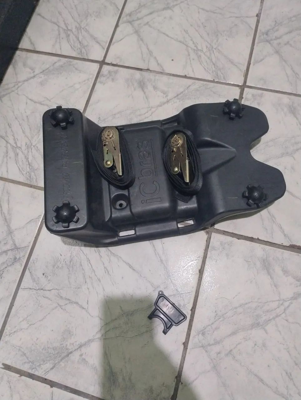 Suporte de baú universal Icbras