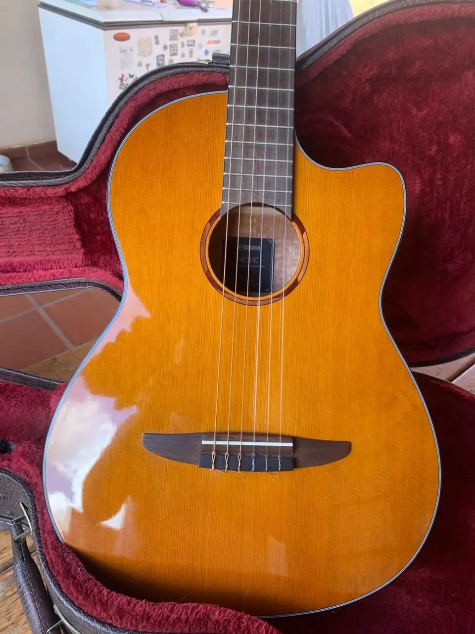 Violão Yamaha NCX1C Eletroacústico Nylon + Case e Manual - Foto 2