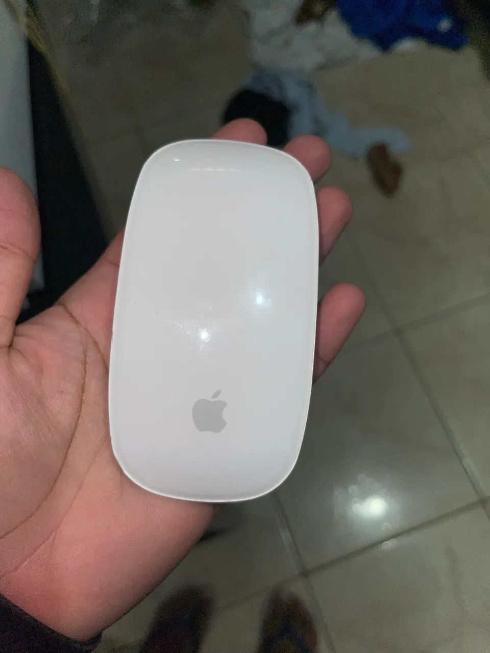 Magic Mouse Original Apple (precisa de bateria nova) - Foto 3