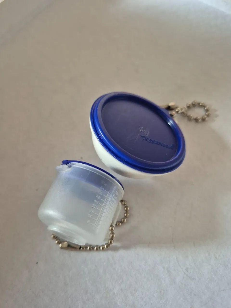 Chaveiros da Tupperware - Lote com 2 unidades - Foto 2