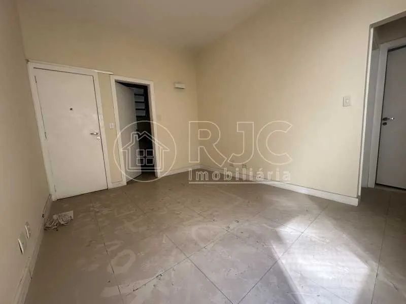 Apartamento - Padrão / Residencial / Tijuca