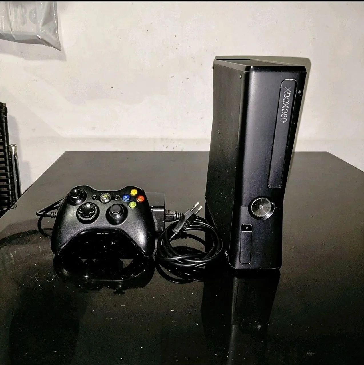 XBOX 360 SLIM DESBLOQUEADO COM CONTROLES E HD