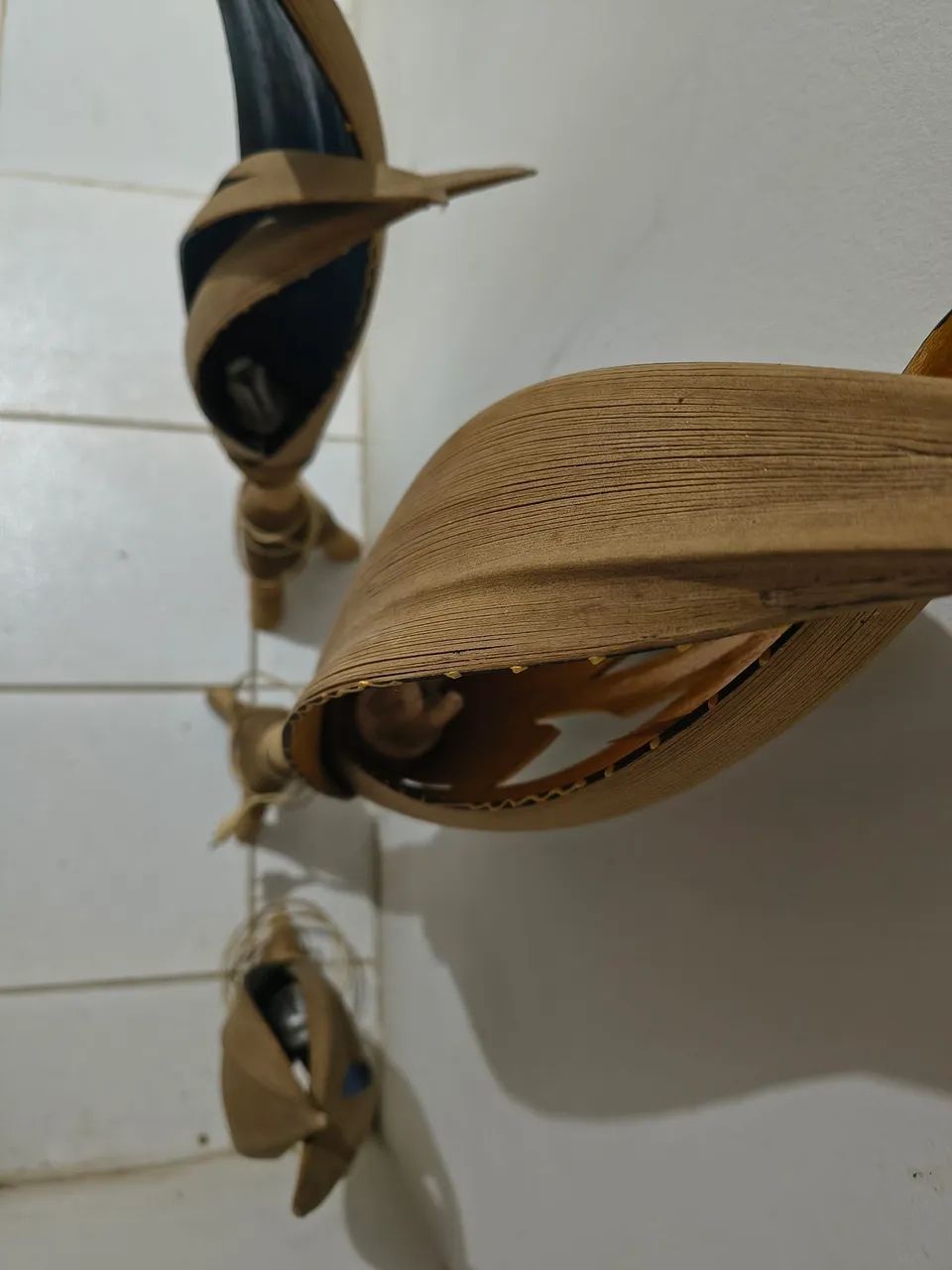 Kit com 4 cadeiras de balanço + centro + luminárias 100,00 apenas! - Foto 4