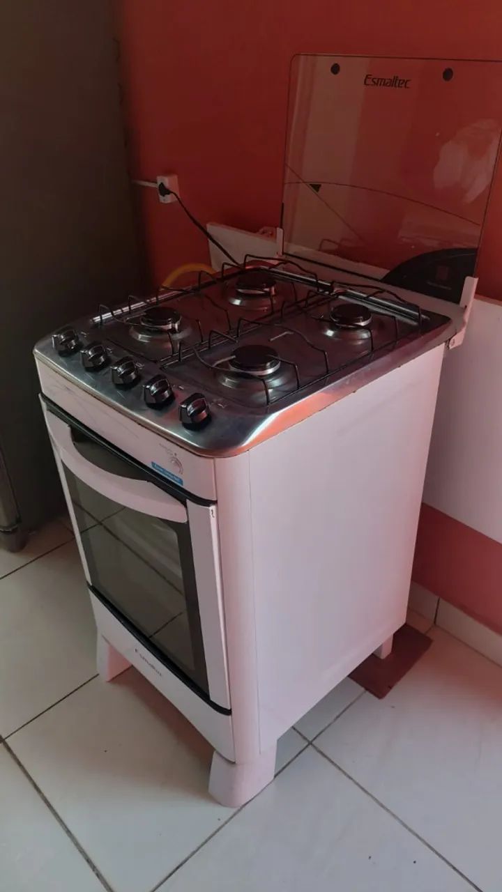 Fogão com 1 ano de uso - Foto 2