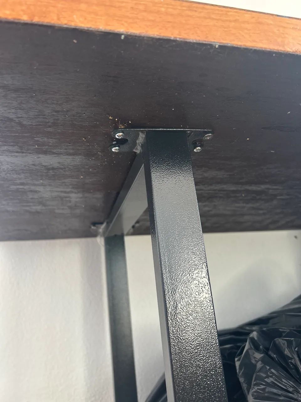 Pés de mesa em aço - Foto 3
