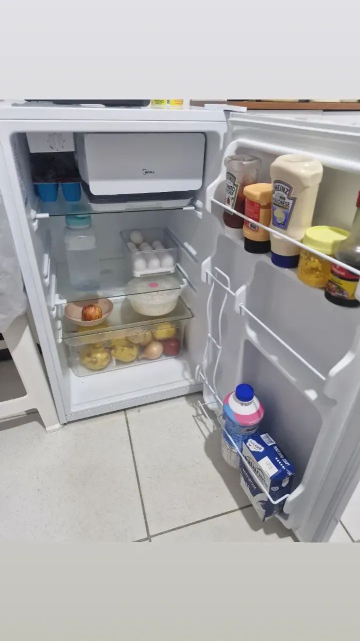 Frigobar Midea 124 Litros novo!  - Foto 2