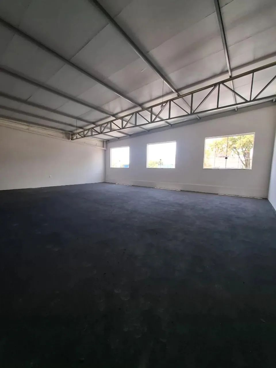 GALPAO COMERCIAL NA AV. T-9, PROXIMO AO SUPERMECADO VEMKA - Foto 7