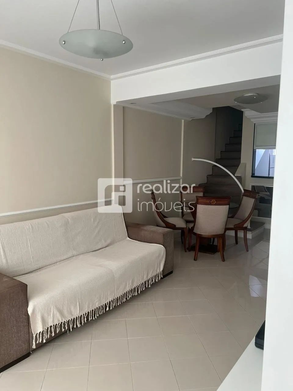 Apartamento 2 dormitórios Centro - Foto 2