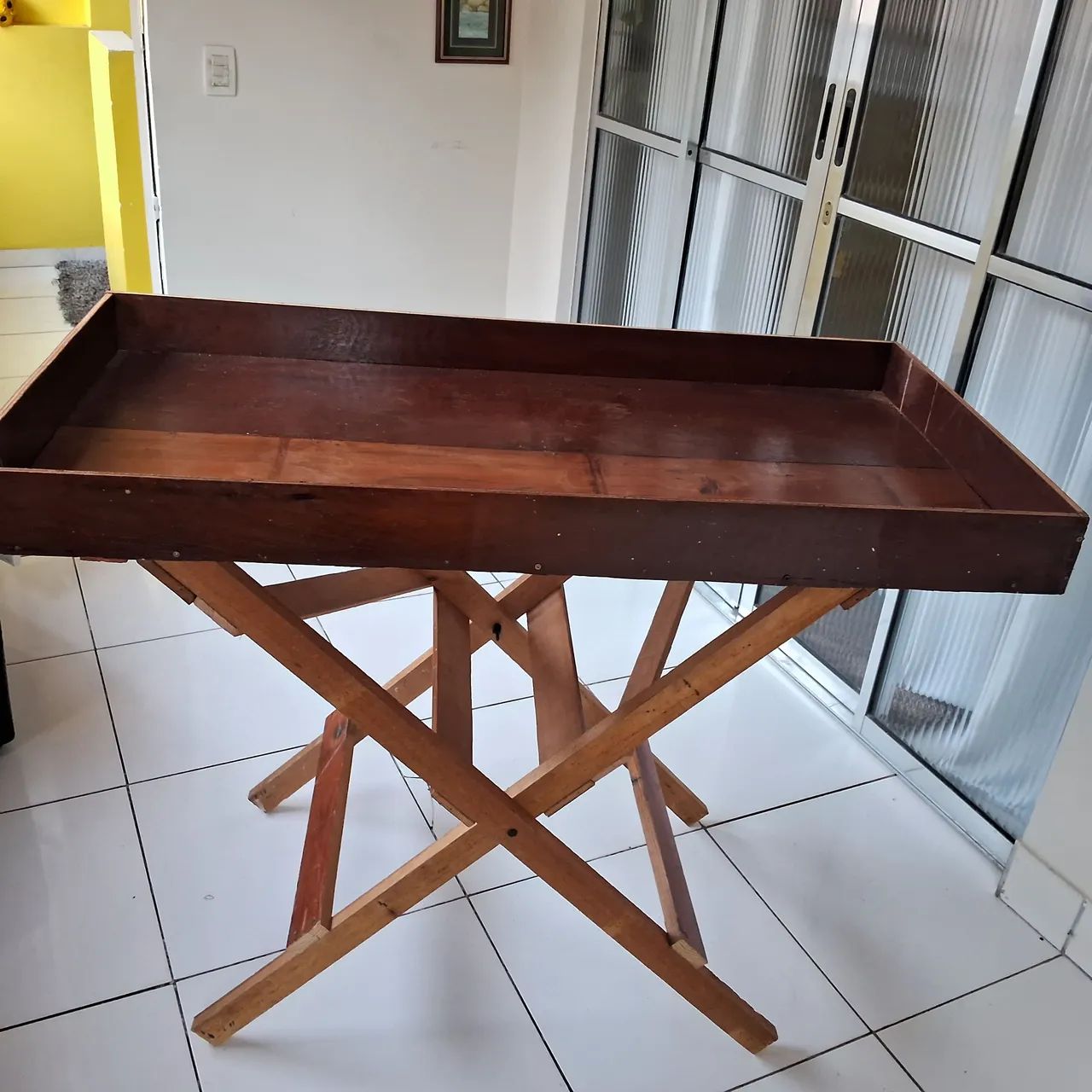 Tabuleiro invernizado. 1,20 M X 60 cm, ótimo para baianas de acaraje - Foto 4