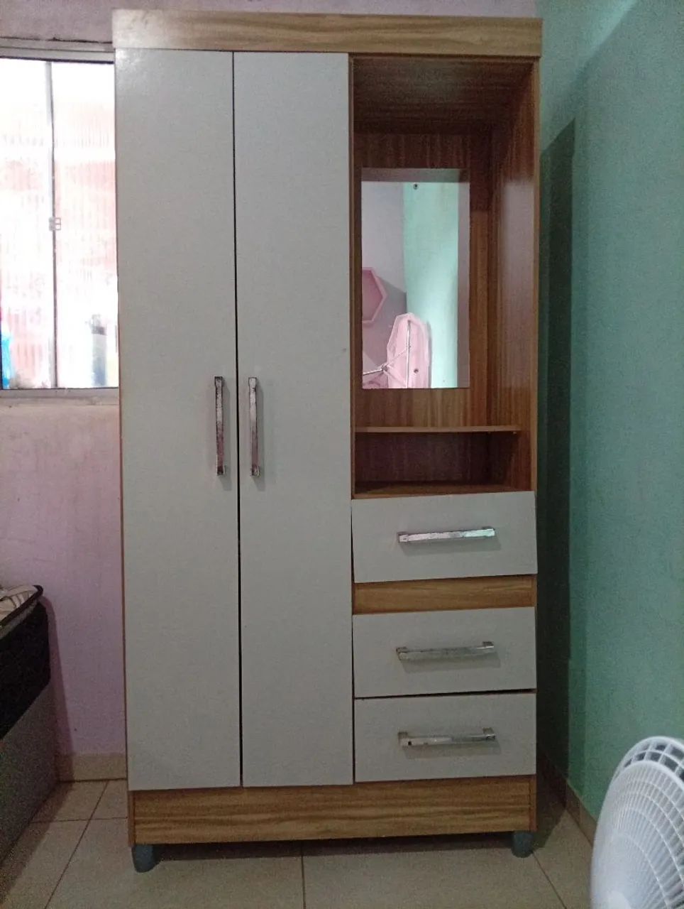 Guarda roupa solteiro 