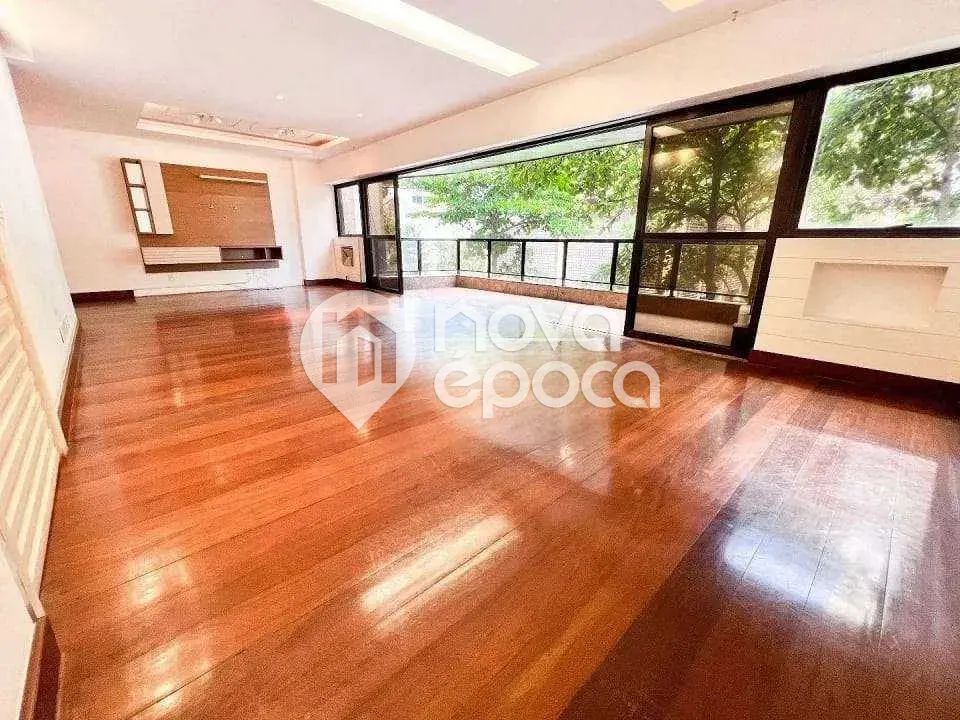 Leblon | Apartamento 4 quartos, sendo 2 suites