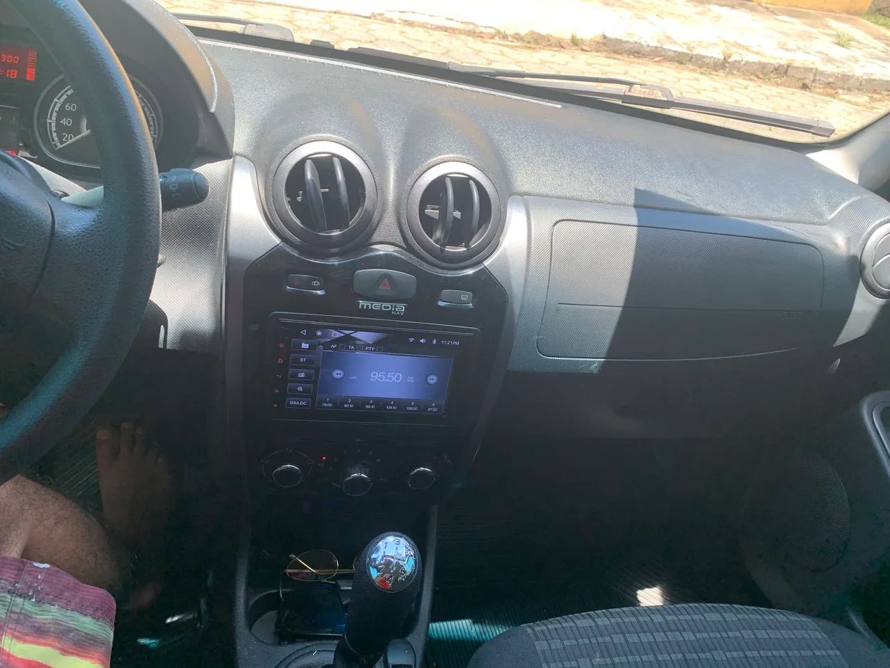 Renalt Sandero ano 2014 1.6 - Foto 3