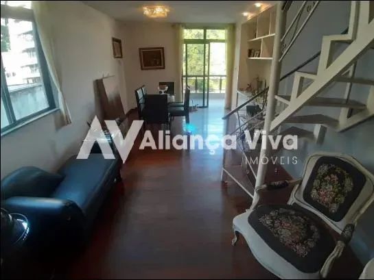 Laranjeiras | Cobertura 2 quartos, sendo 1 suite - Foto 2