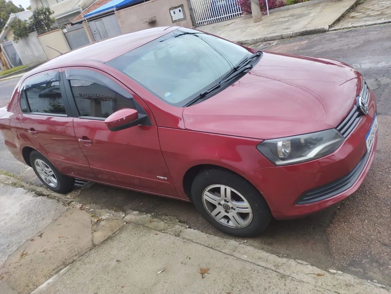 Volkswagen Voyage VOYAGE 1.0/1.0 City Mi Total Flex 8V 4p 2013