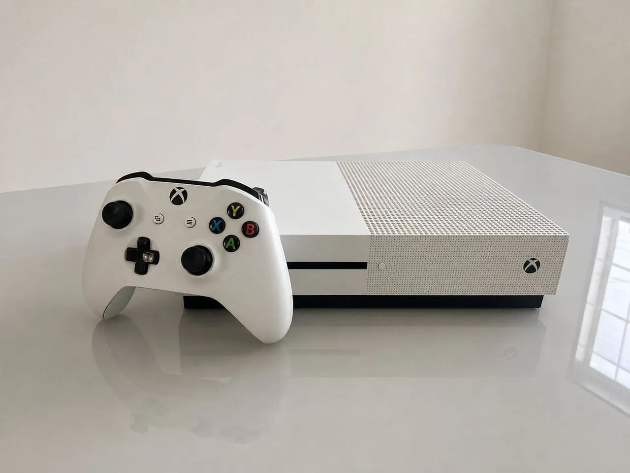 Xbox one S 1TB - Foto 2