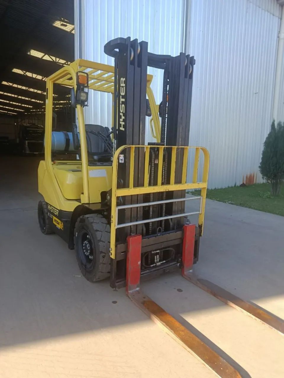 Empilhadeira Hyster  - Foto 3