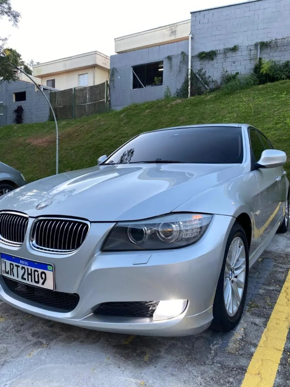 BMW 320I A 2010 - Foto 2