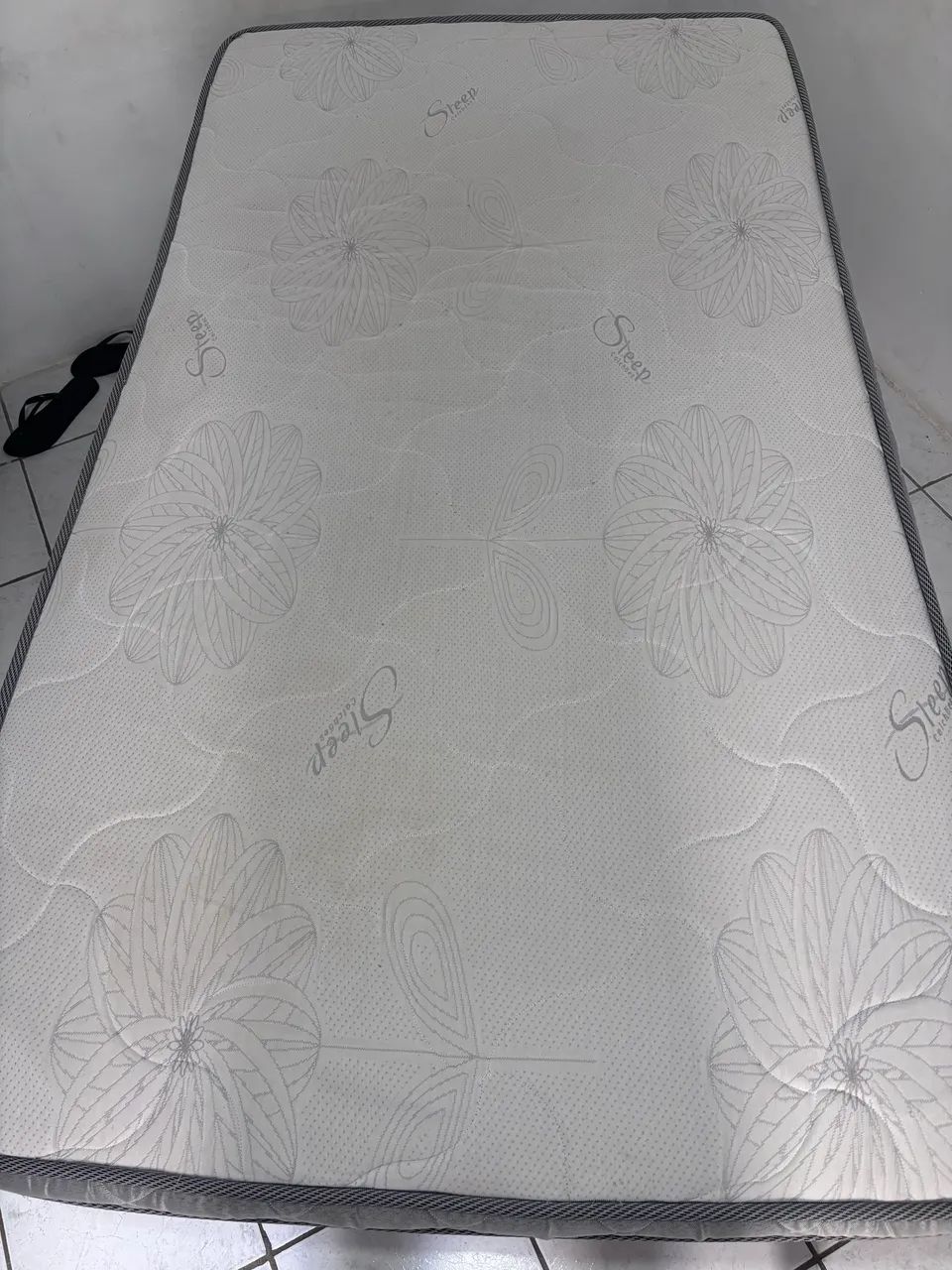 VENDO CAMA BOX + COLCHÃO 